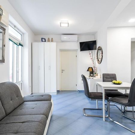 Charming Apartment Split Buitenkant foto