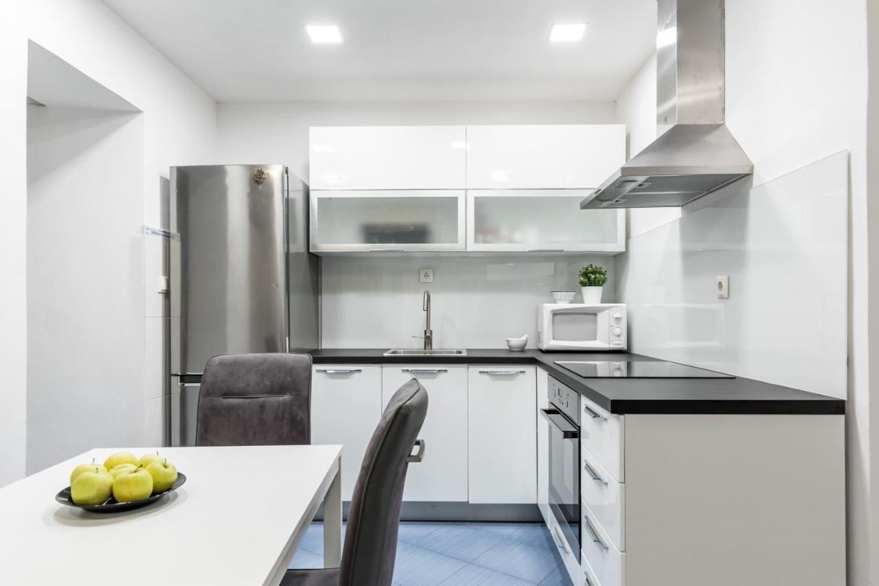 Charming Apartment Split Buitenkant foto
